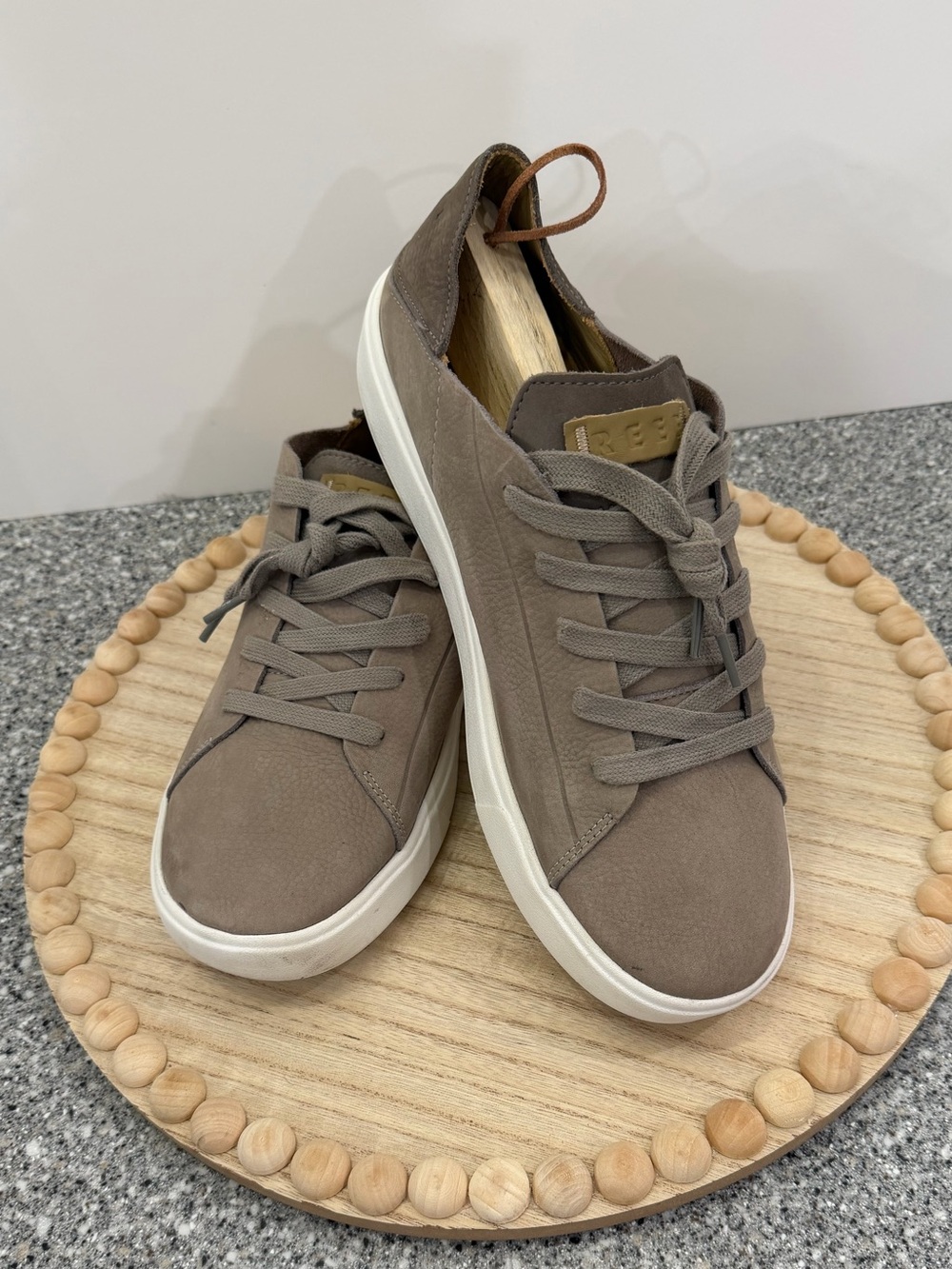REEF Terramar LE Grey Leather Sneakers Men’s 11.5 Casual Shoes